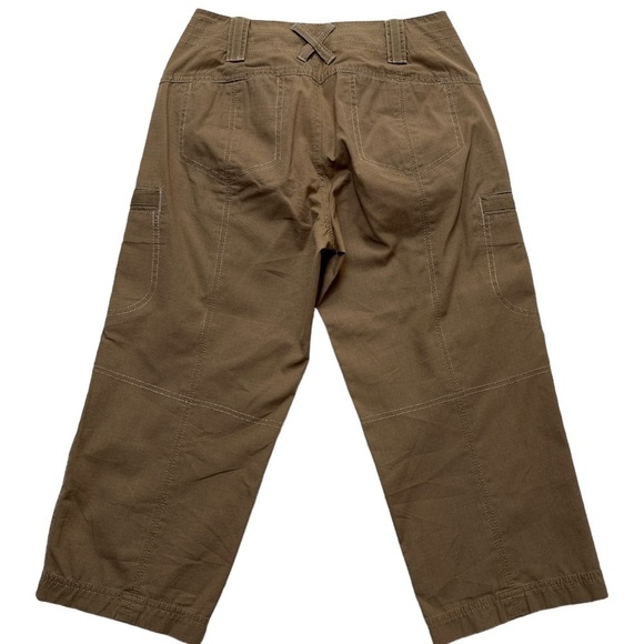 Eddie Bauer Blakely Fit Rip Stop Cropped Cargo Camp Travel Pants Cotton Size 2 P - Picture 2 of 13